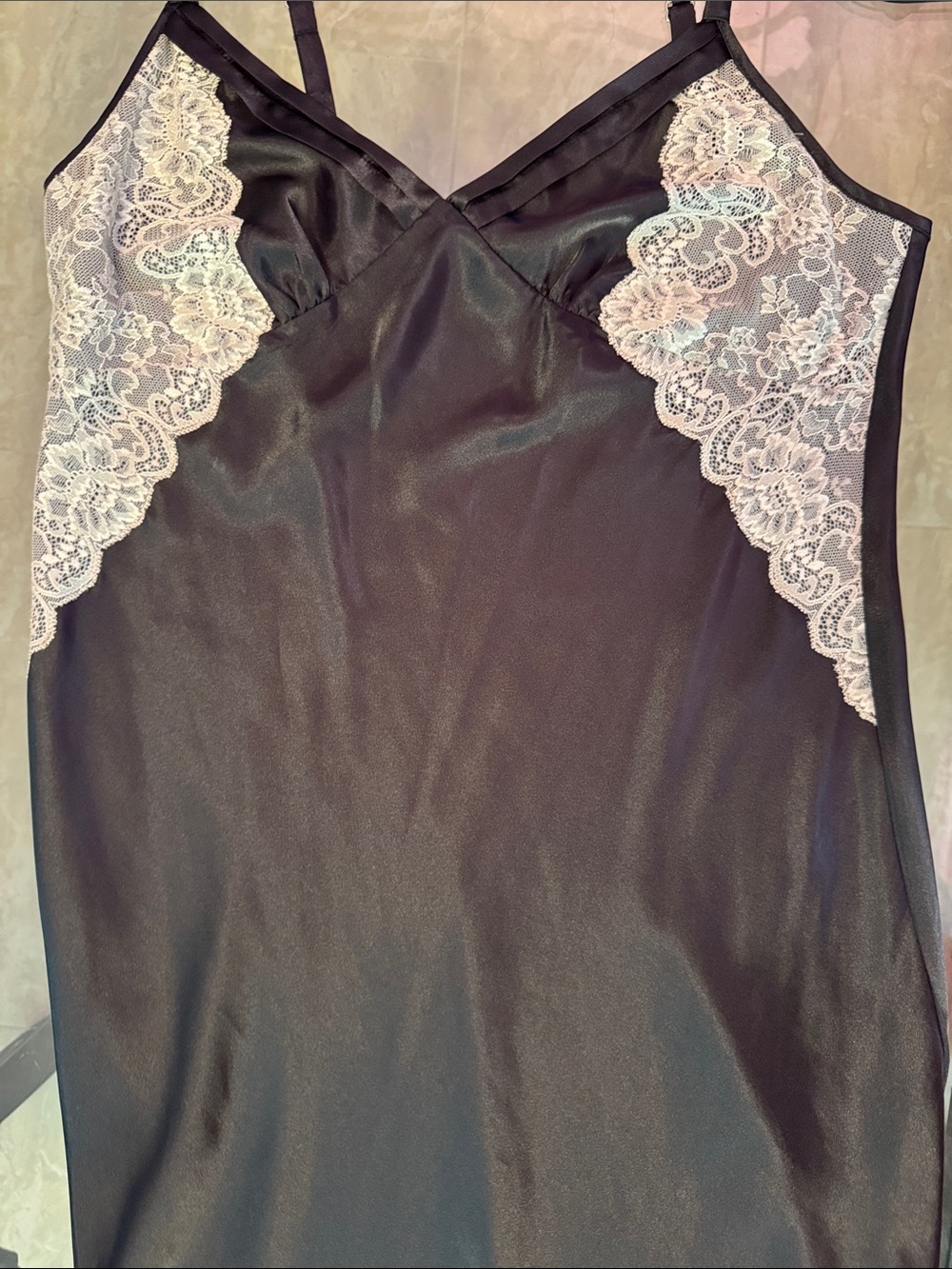 Jones New York Black Satin Robe & Chemise Set with Cream Lace - Picture 6 of 14